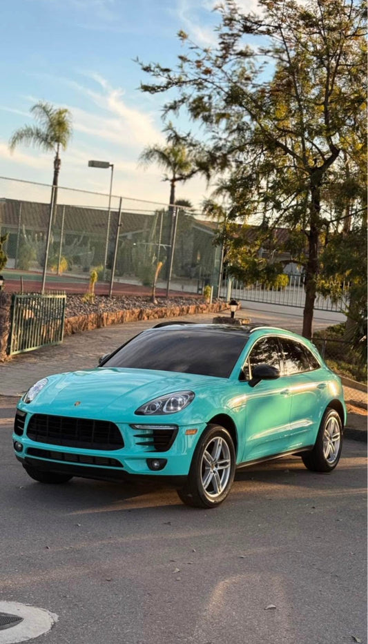 Full car wraps ( TRUCKS/ SUV)